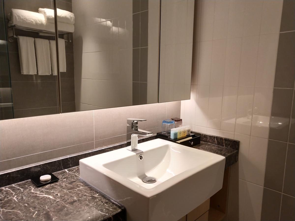 Shanghai Rongju Hotel Lujiazui Hotel المظهر الخارجي الصورة